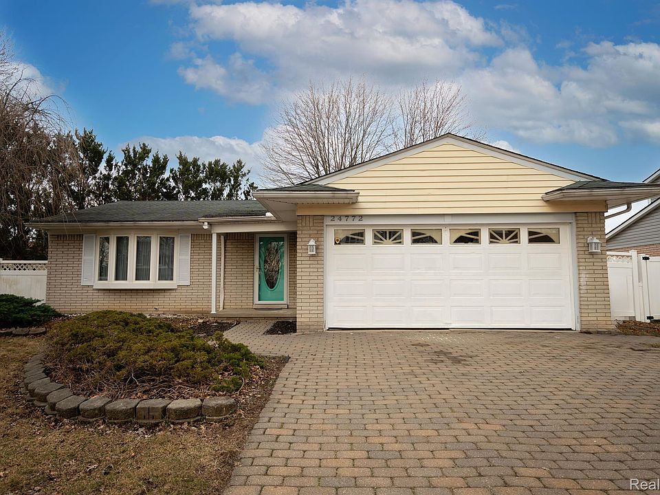 1st image of 24772 Cabot Dr