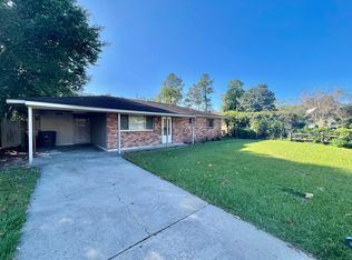 109 W Welwood Dr, Savannah, GA 31419