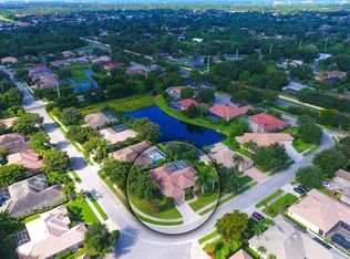5274 Benjamin Ln, Sarasota, FL 34233