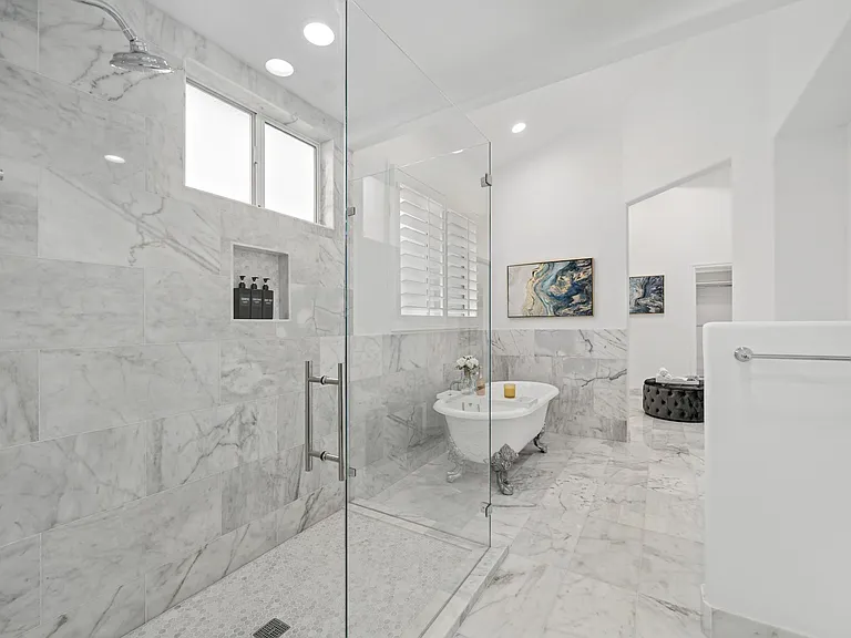 3972 Humboldt Dr — Photo 47