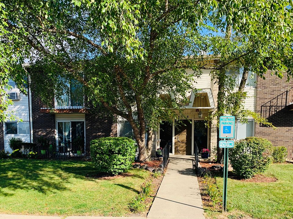 1st image of 8848 Kenneth Dr #2C