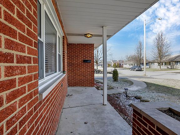 5th image of 3199 Lotz Dr