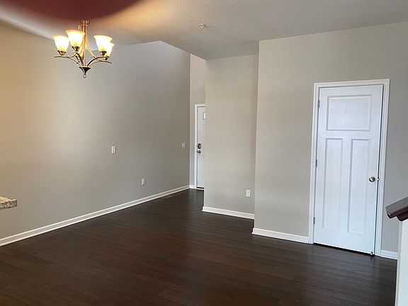 2nd image of 11325 Sandcastle Dr Unit C