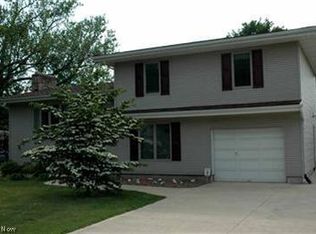 2806 W River Rd N, Elyria, OH 44035