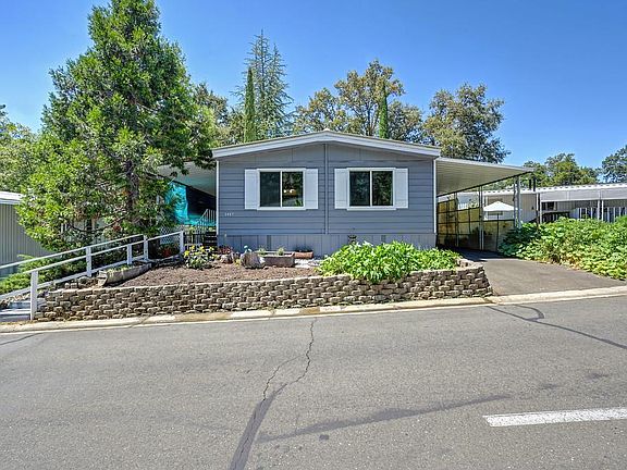 2nd image of 2867 Hidden Springs Cir