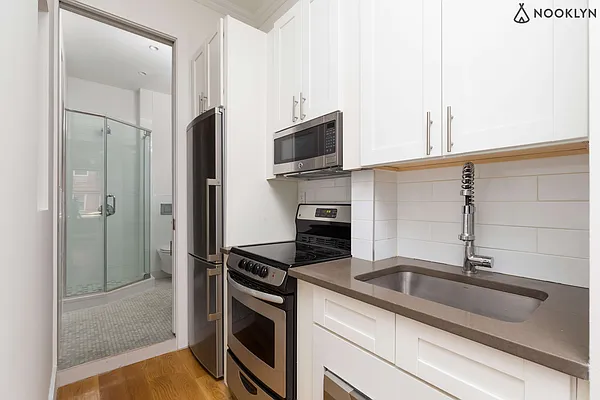 Rented by Nooklyn NYC LLC | media 2