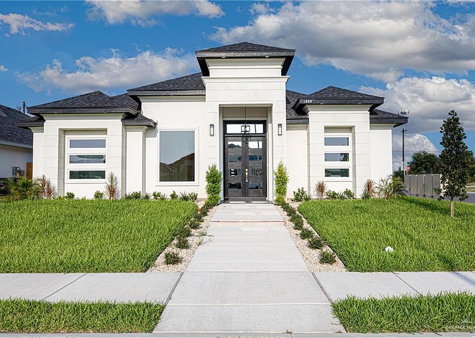 1st image of 1809 Sophia Dr