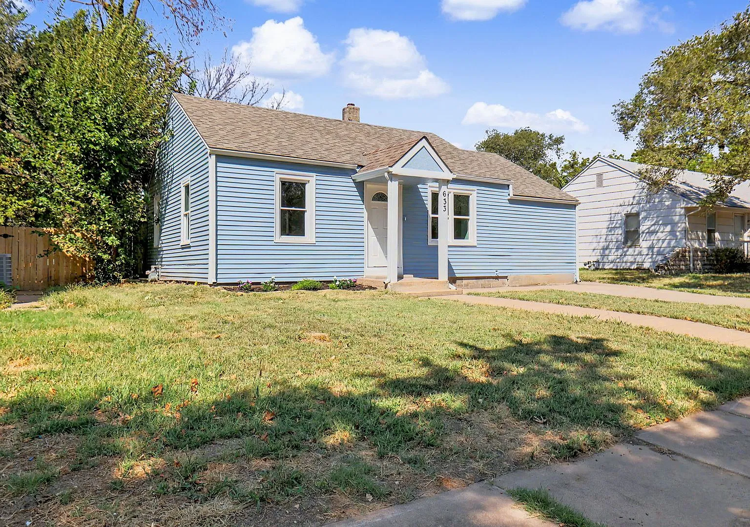 633 N. Ridgewood Dr. — Photo 4
