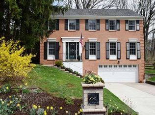 106 Rutledge Dr, Pittsburgh, PA 15215