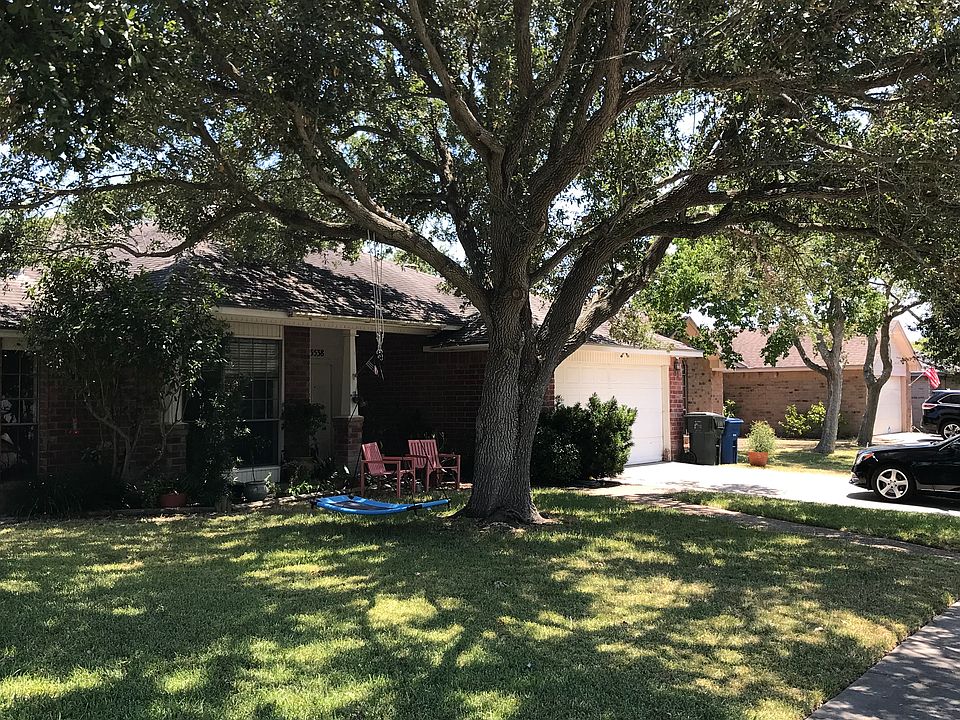 1st image of 3538 Picadilly Ln