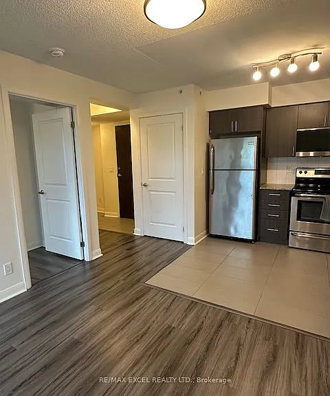 75 Norman Bethune Ave #220 — Photo 12