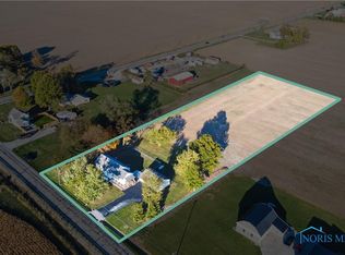 827 S Cousino Rd, Curtice, OH 43412