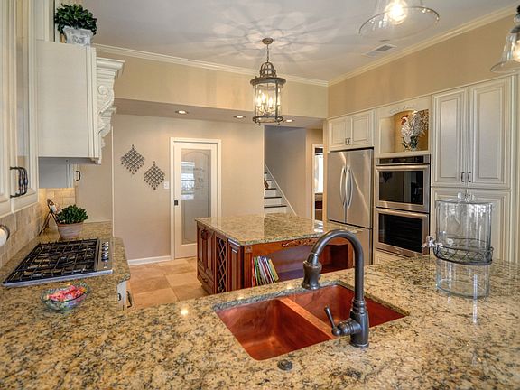 3rd image of 214 Rain Lake Ln N
