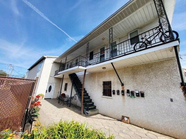 208 Wyoming Ave #3