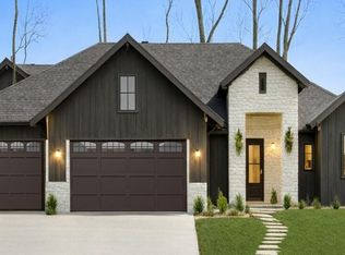 1608 S Crepe Myrtle Ln, Springfield, MO 65809