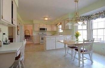 3rd image of 111 White Oak Dr