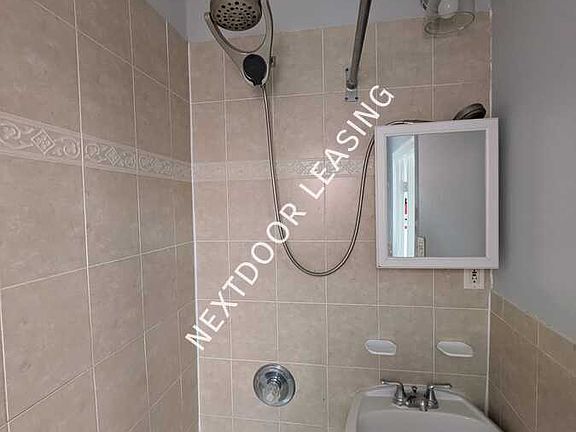 3rd image of 185 Avenue E #5M