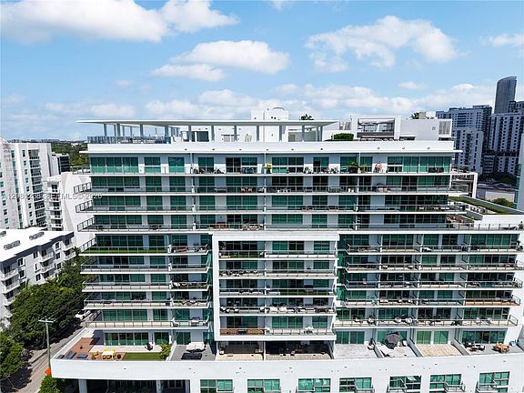 2nd image of 1600 SW 1st Ave APT 512
