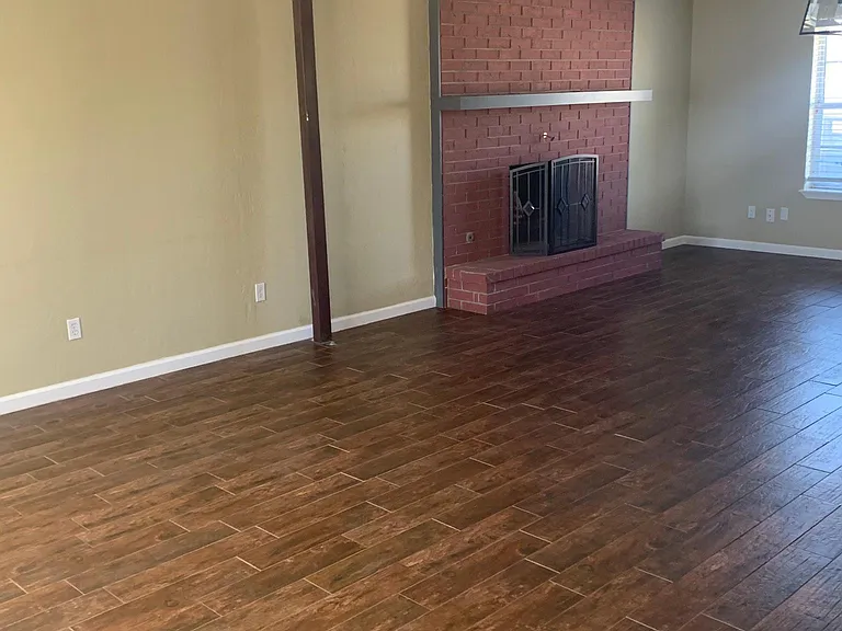 620 Smalley Dr — Photo 10