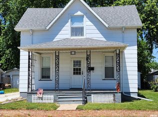 627 E Spruce St, Canton, IL 61520