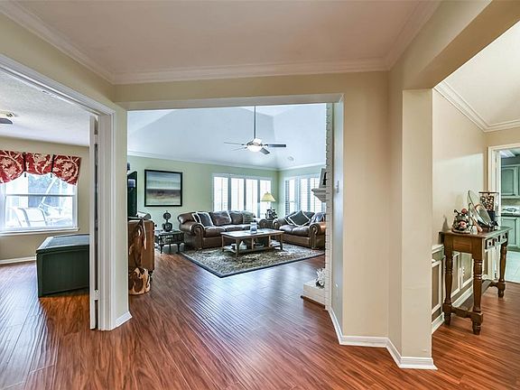 4th image of 16414 Marrat Ct
