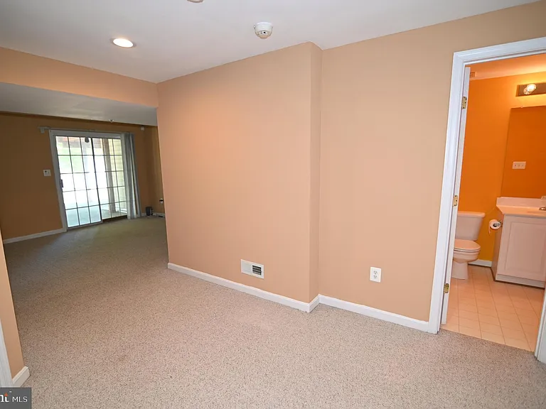 4502 Rockdale Ln — Photo 56