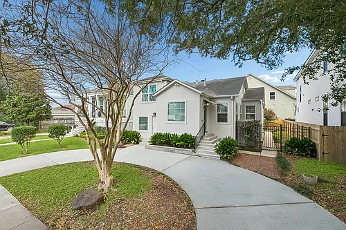 527 Walker St Photo 1