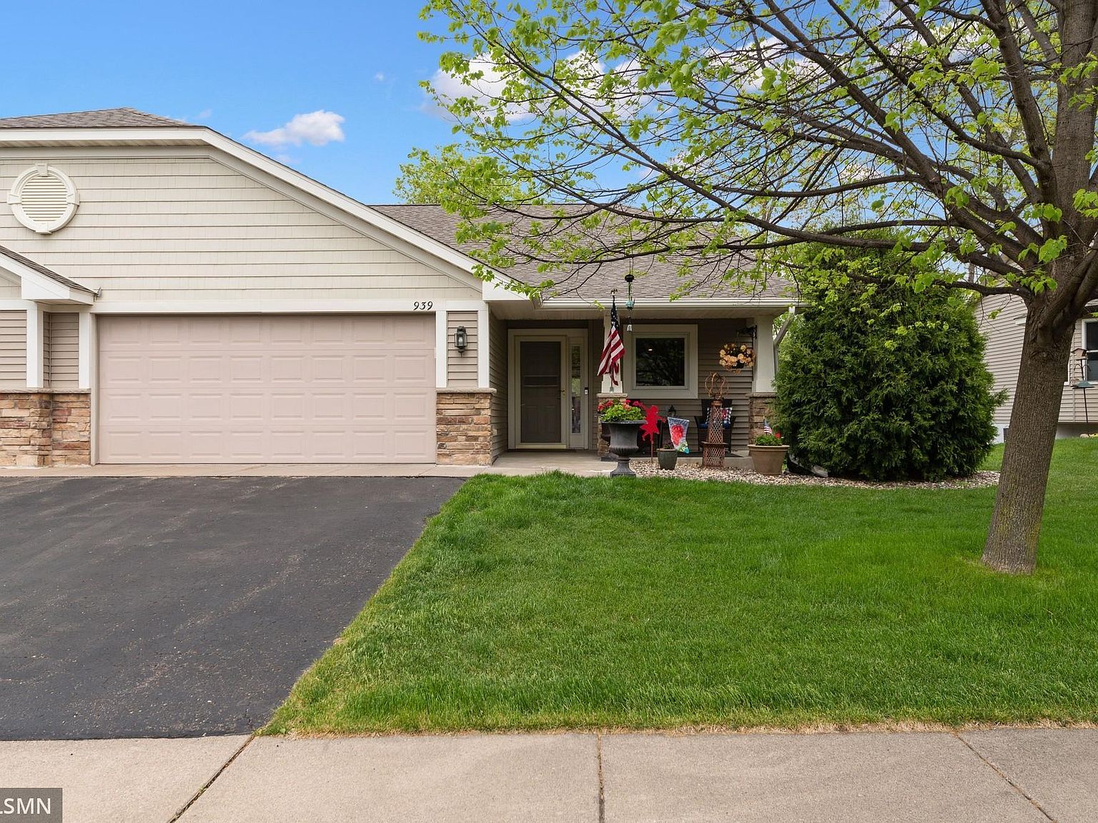 939 Keystone Ct N 12, North Hudson, WI 54016 Zillow