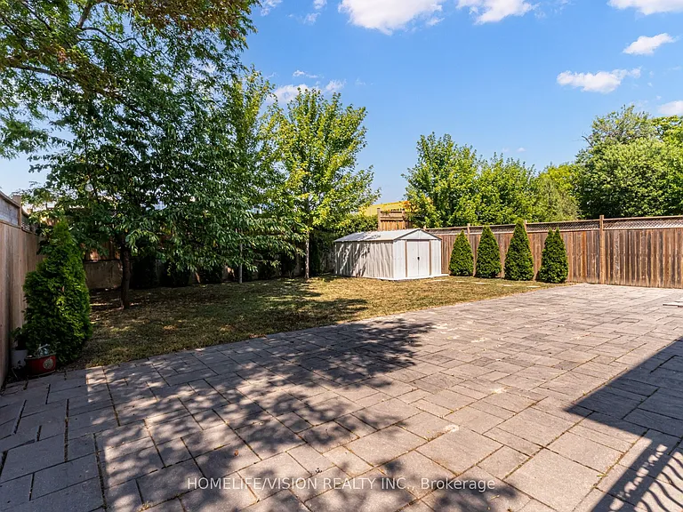 28 Moore Park Ave — Photo 20