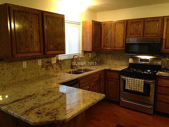 3rd image of 6207 Cedarwood Ave