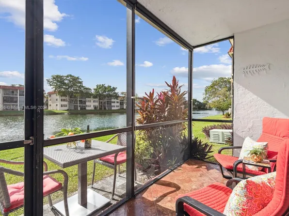 361 S Hollybrook Dr APT 106, Hollywood, FL 33025