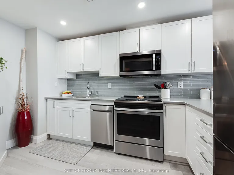 181 Collier St #117 — Photo 6