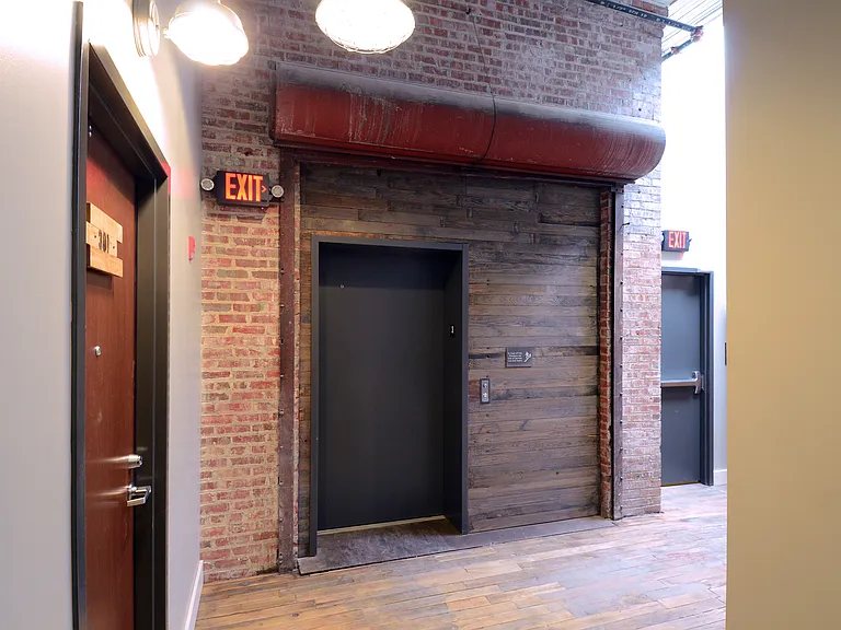 Cooperage 214 — Photo 8