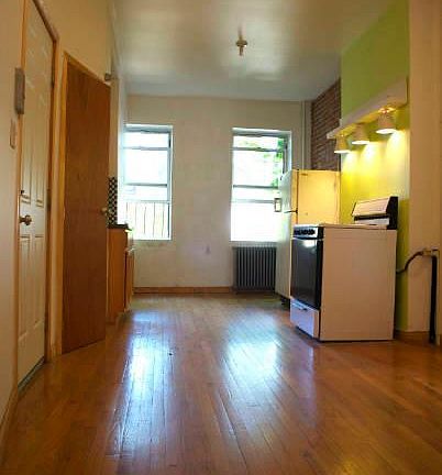 2nd image of 213 Franklin St APT 3R
