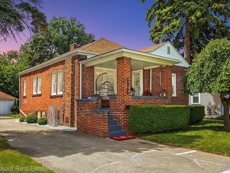 1st image of 26755 Palmer Blvd