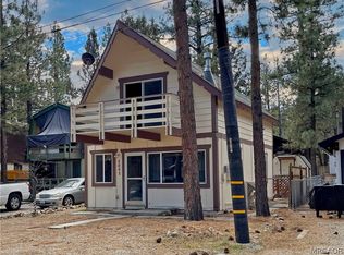 2062 9th Ln, Big Bear City, CA 92314