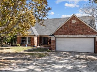 831 Union Hill Rd, Ennis, TX 75119