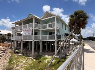 550 1st St #113, Cedar Key, FL 32625