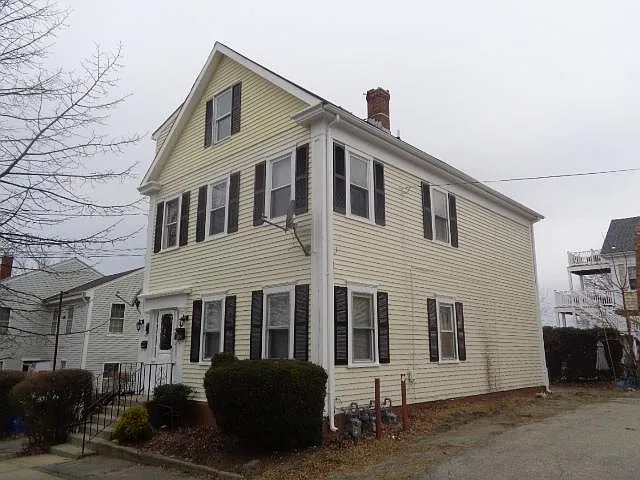 3 bed, 1119 sqft, $1,400 — Photo 1