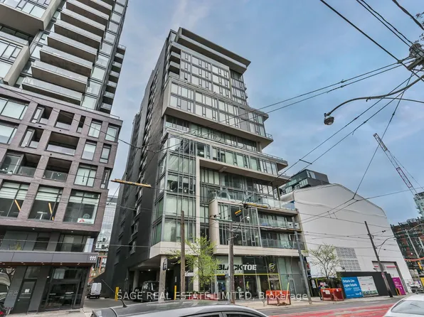 95 Bathurst St #914, Toronto, ON M5V 0H7