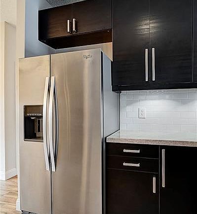 5th image of 620 NE 9th Ave APT 4