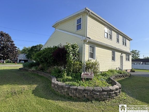 5th image of 23 Bradish St