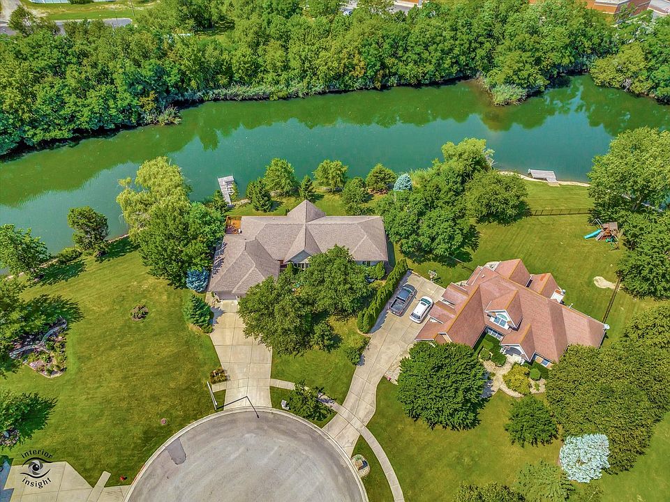 2nd image of 412 Jessica Ct