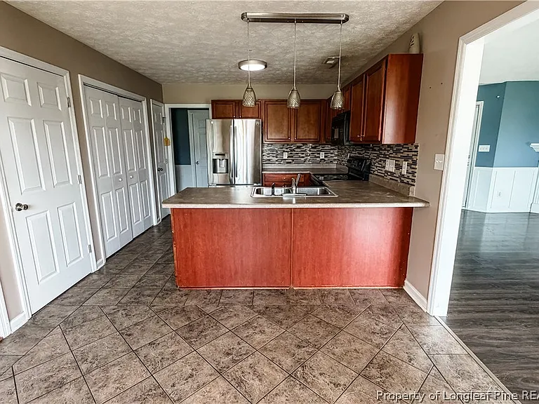 770 Conestoga Dr — Photo 4