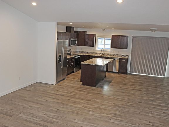 4th image of 308 W Eagle St