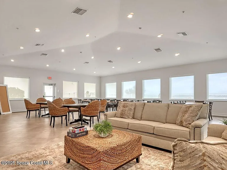 1435 S Harbor City Blvd #703 — Photo 47
