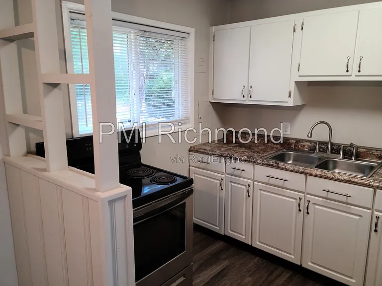 9604 Stoneridge Ln — Photo 7