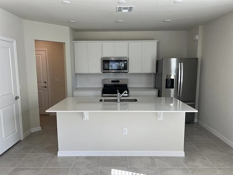 3355 Vine Leaf St — Photo 5