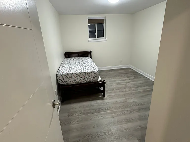 2389 Morrison Ave — Photo 9