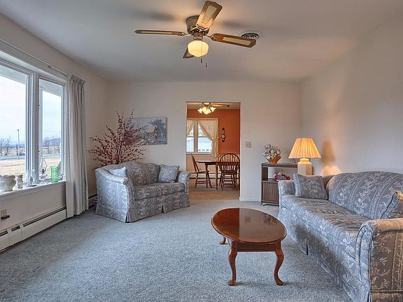 3rd image of 25 Forest Dr